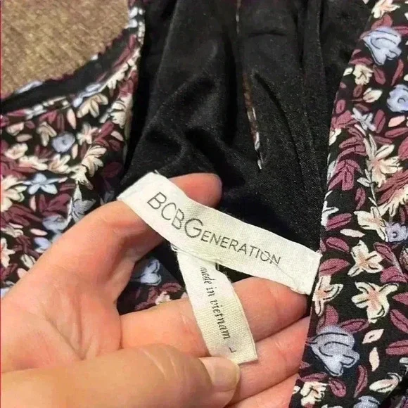 BCBGeneration Blue, Purple & Pink White Floral V-Neck Halter Sundress - Large - Picture 2 of 8